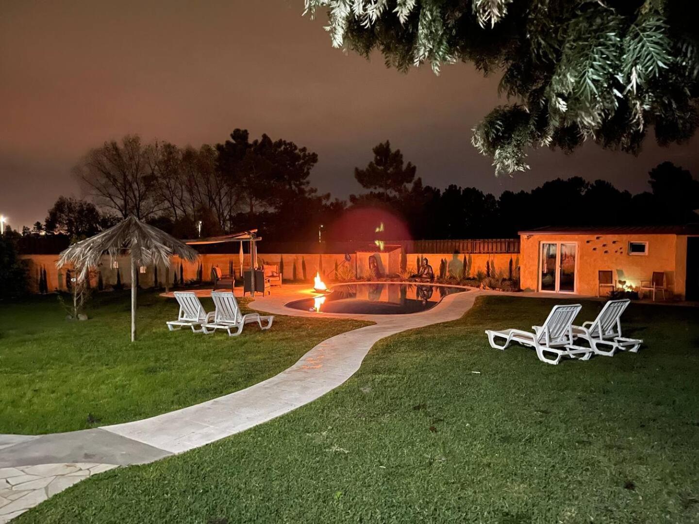 A Casa Do Lago Camarate  외부 사진