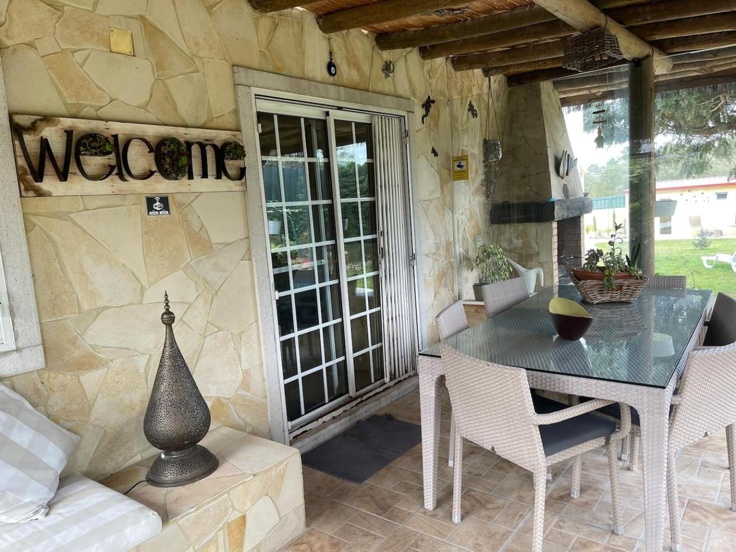 A Casa Do Lago Camarate  외부 사진